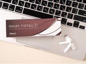 Види контактних лінз: які бувають та як обрати