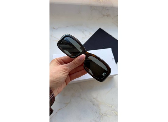 Солнцезащитные очки Saint Laurent SL 809 002